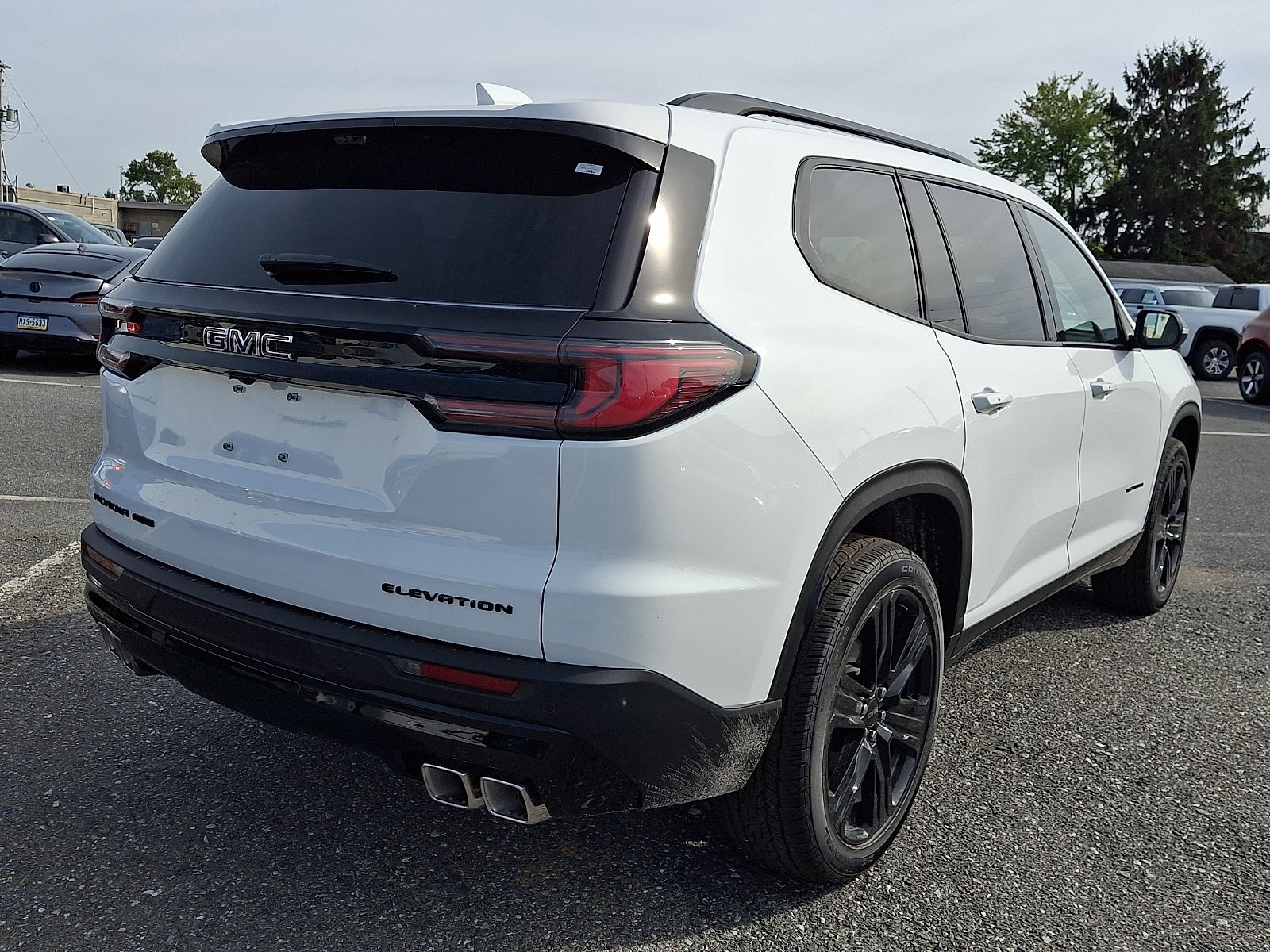 2027 GMC Acadia Elevation