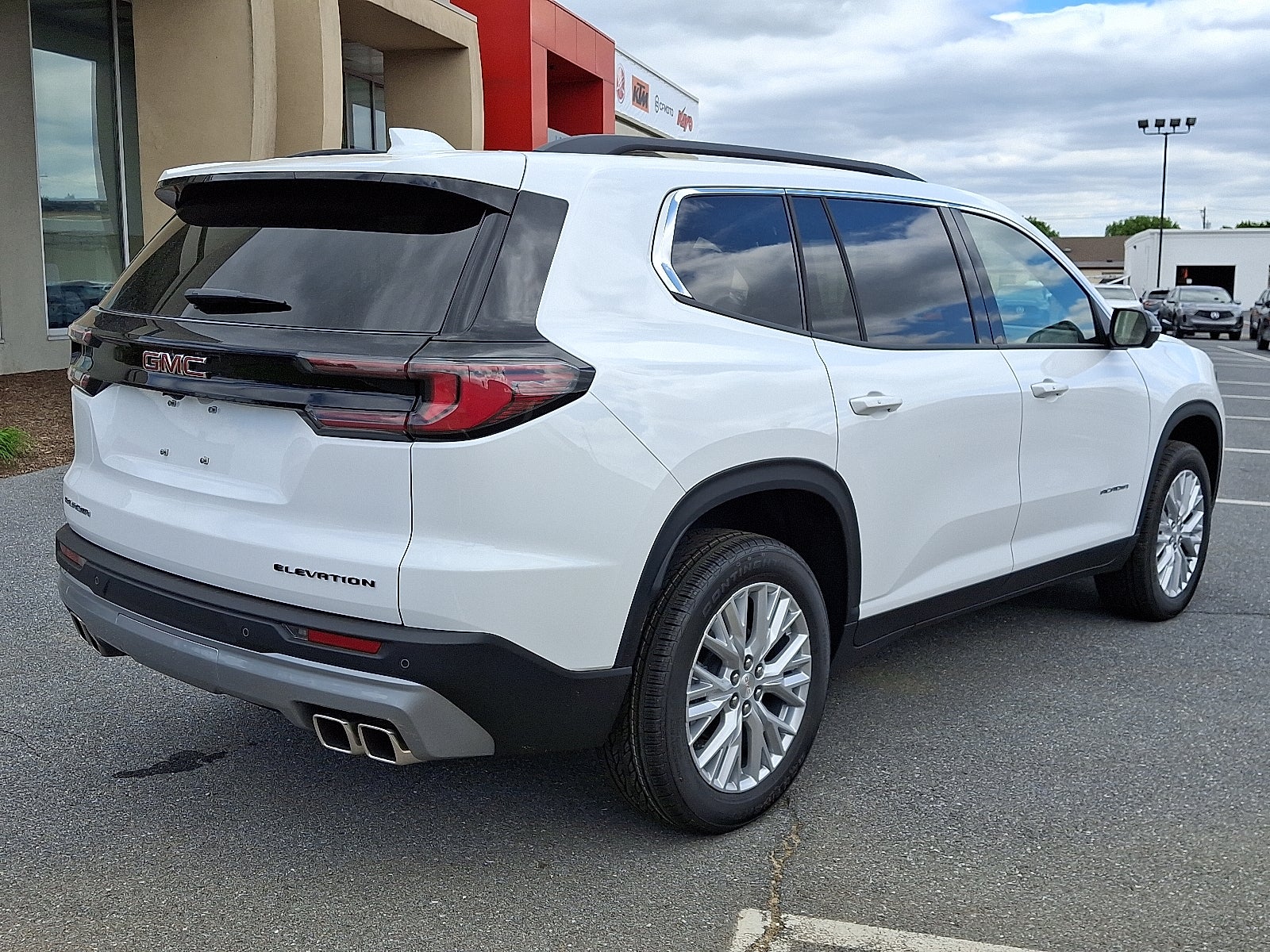 2025 GMC Acadia Elevation