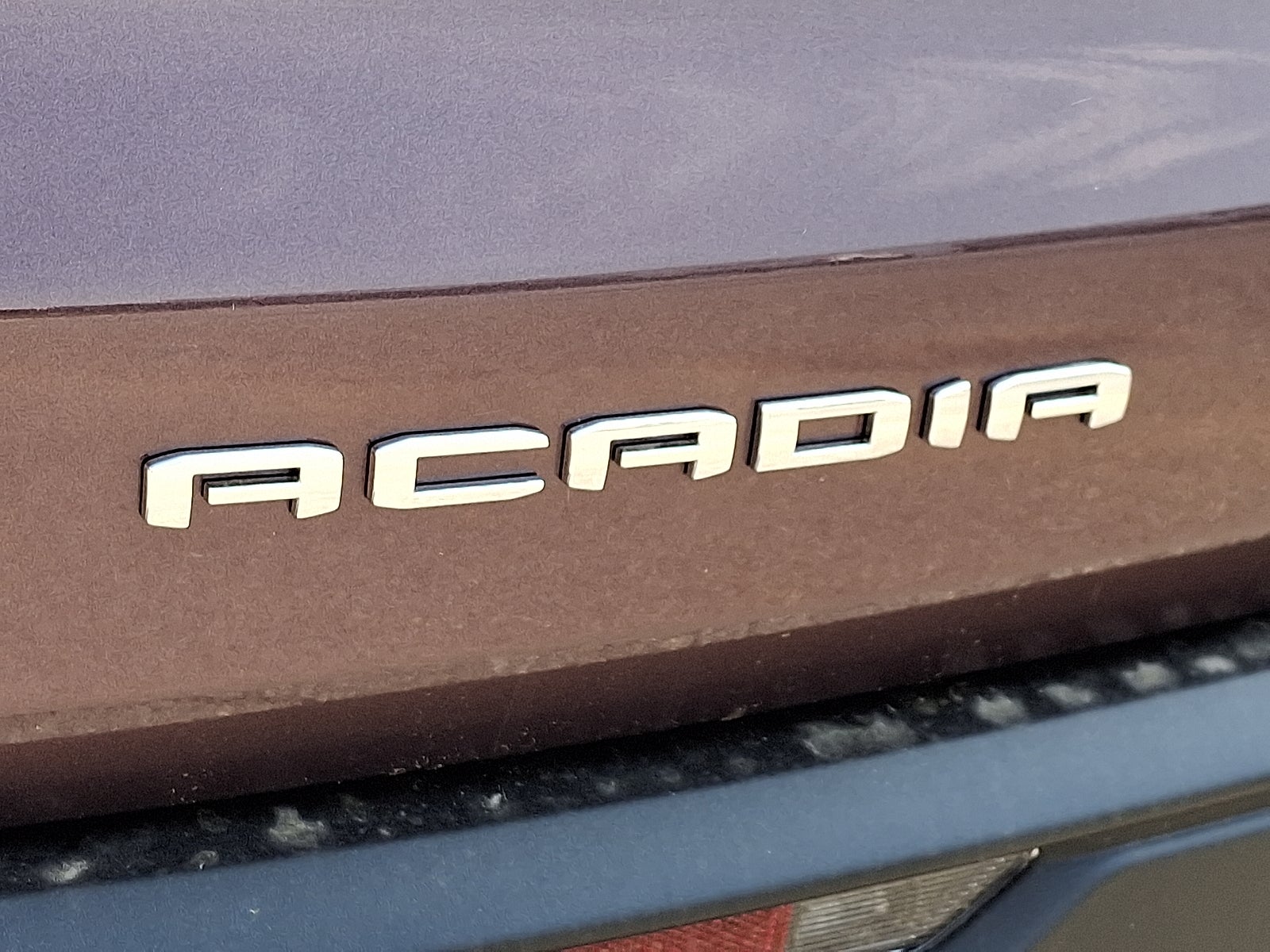 2025 GMC Acadia Elevation