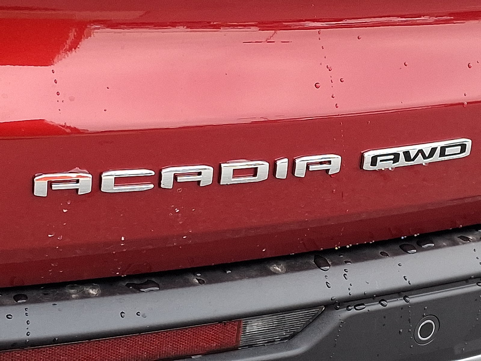 2025 GMC Acadia Elevation