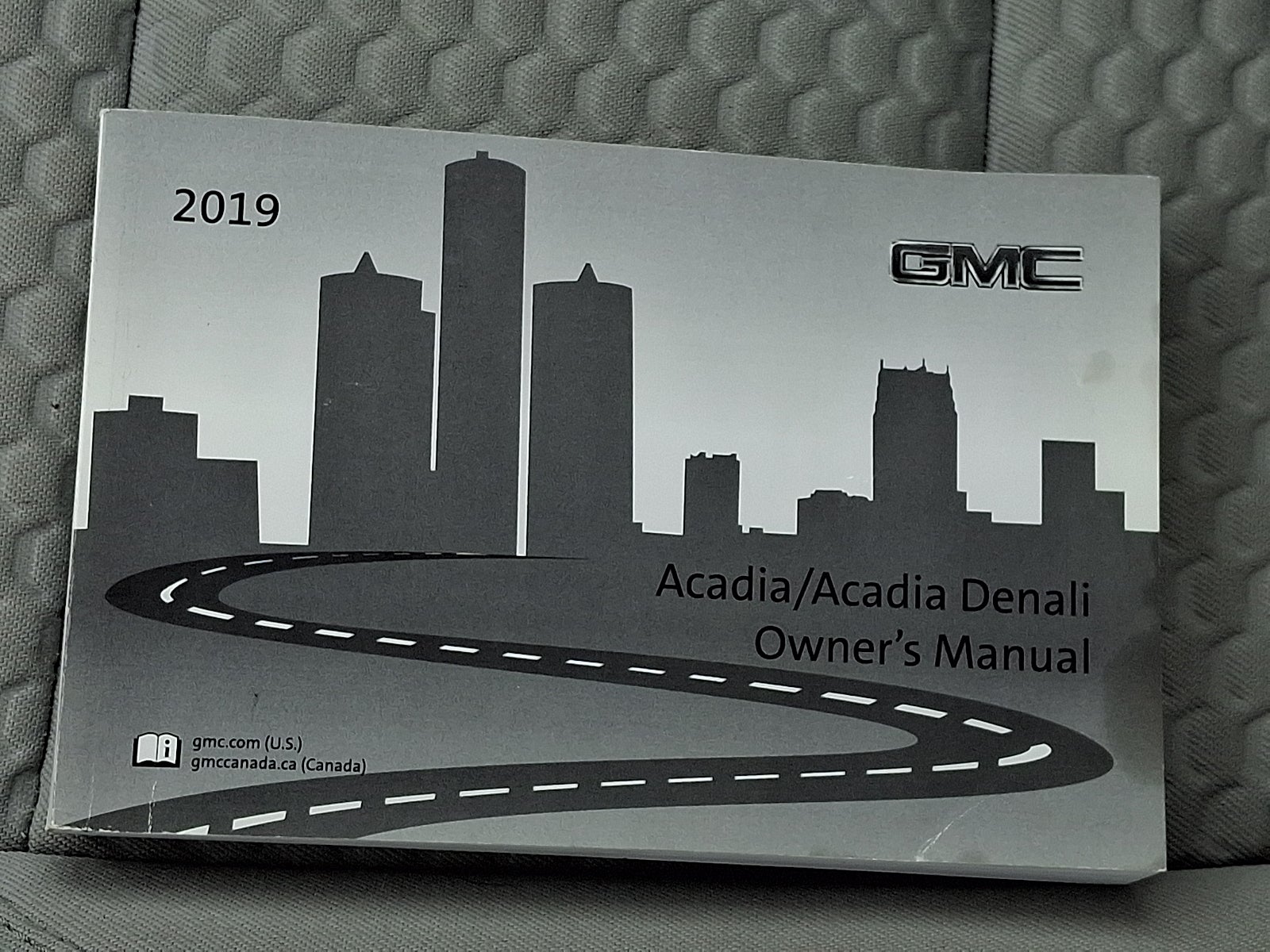 2019 GMC Acadia SLE