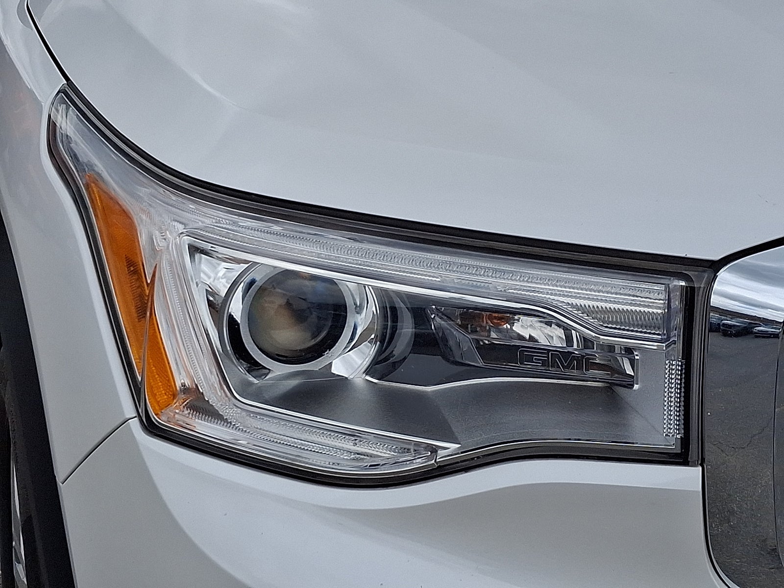 2019 GMC Acadia SLE