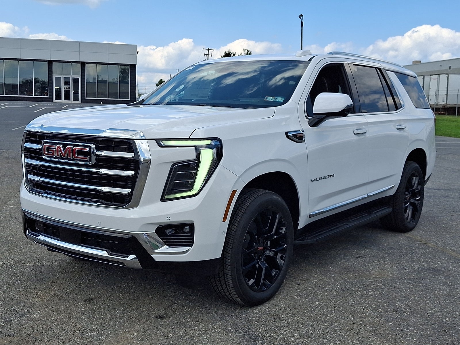2026 GMC Yukon Elevation
