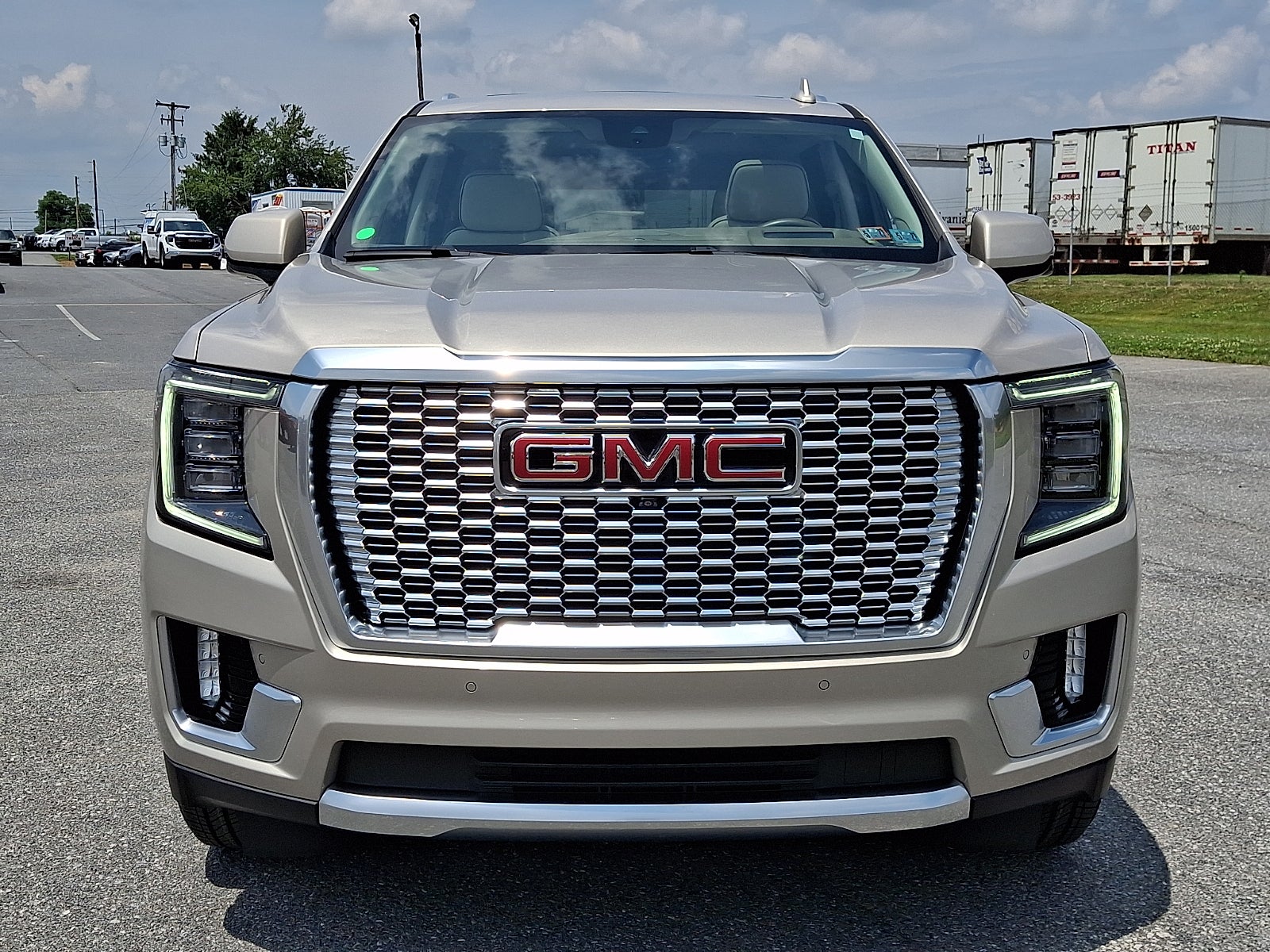 2023 GMC Yukon Denali