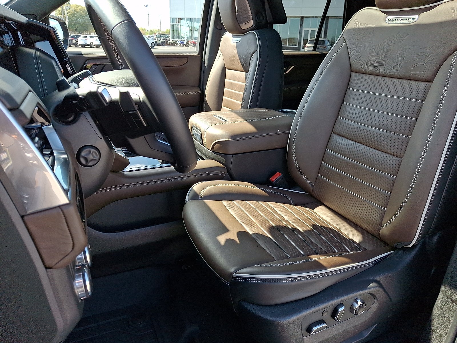 2025 GMC Yukon Denali Ultimate