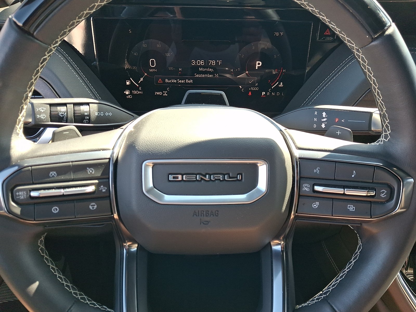 2025 GMC Yukon Denali Ultimate