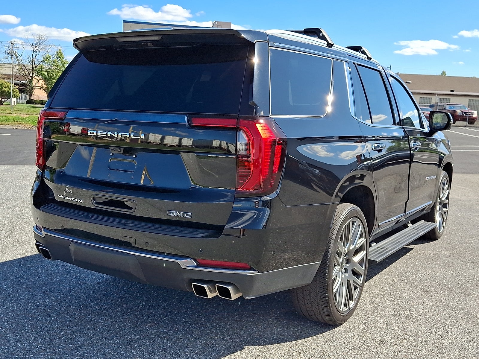 2025 GMC Yukon Denali Ultimate