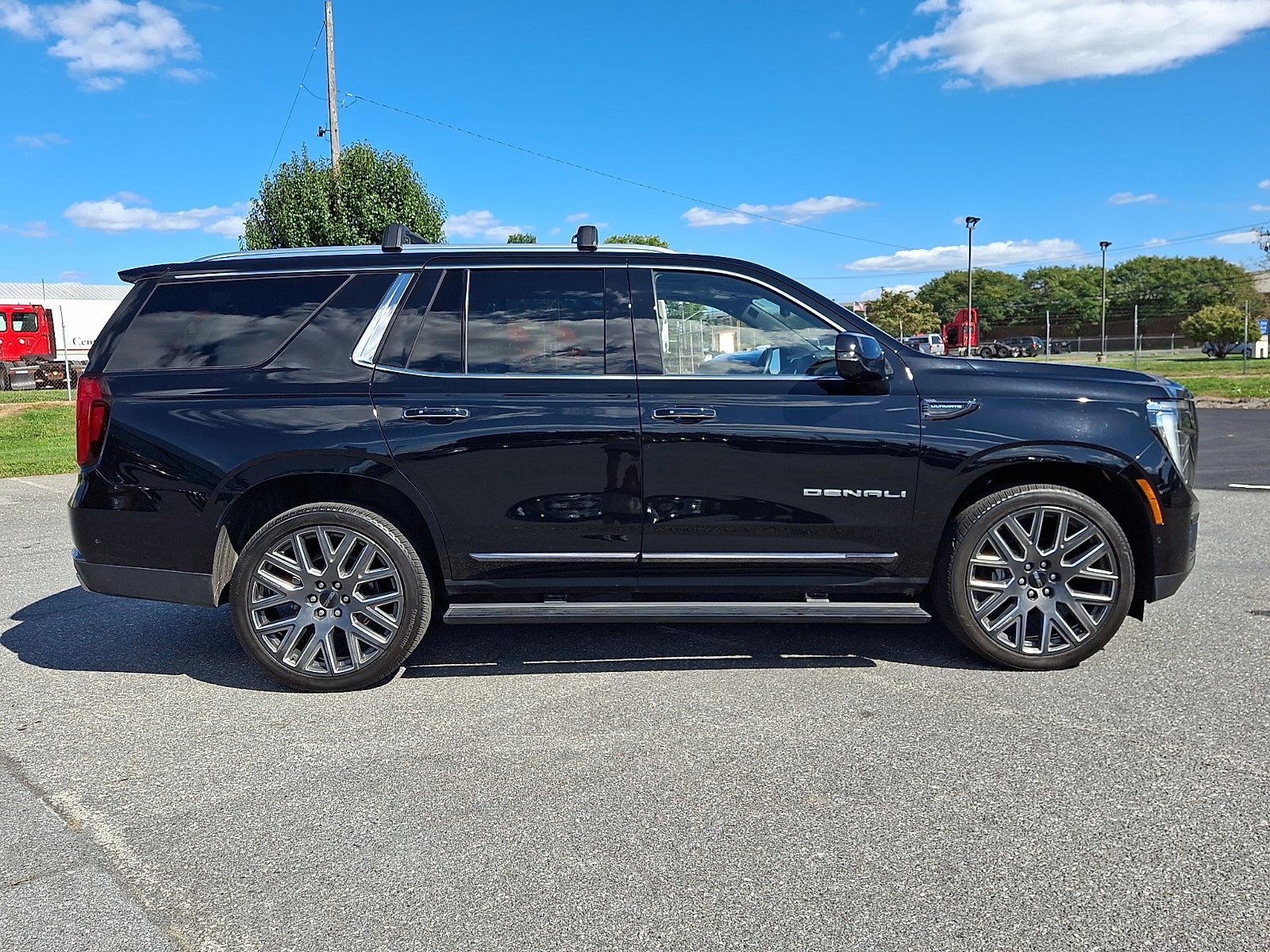 2025 GMC Yukon Denali Ultimate
