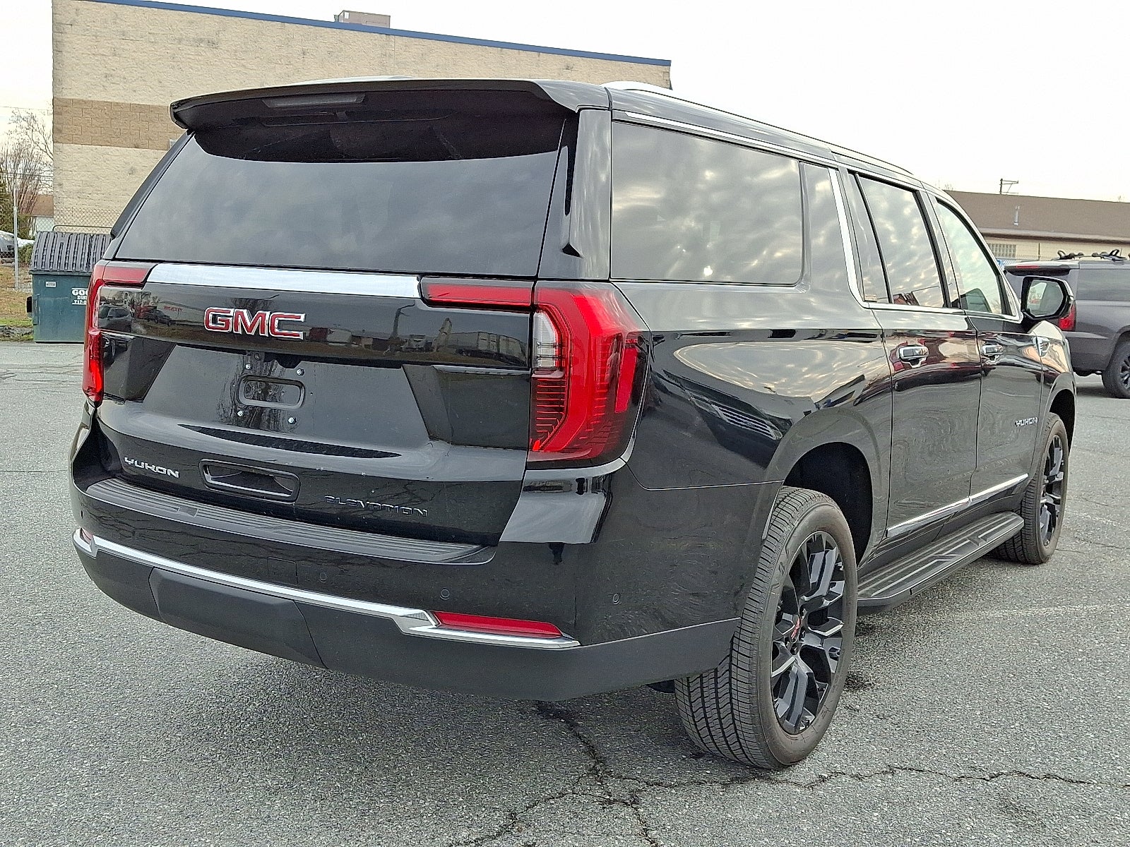 2026 GMC Yukon XL Elevation