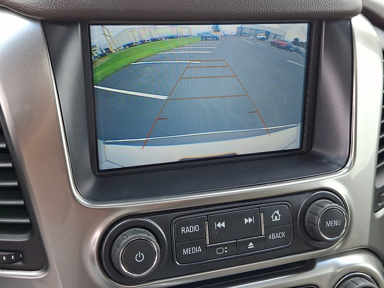 2019 Chevrolet Suburban Premier - Photo 23