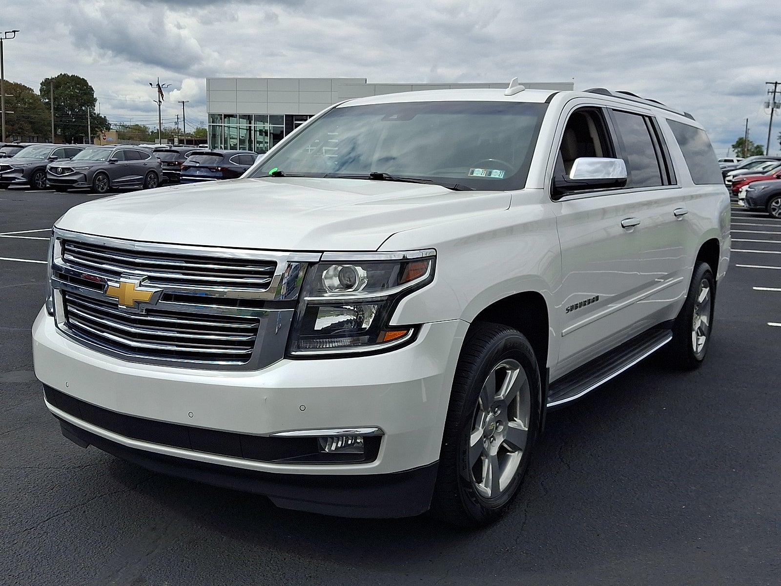 2019 Chevrolet Suburban Premier - Photo 3