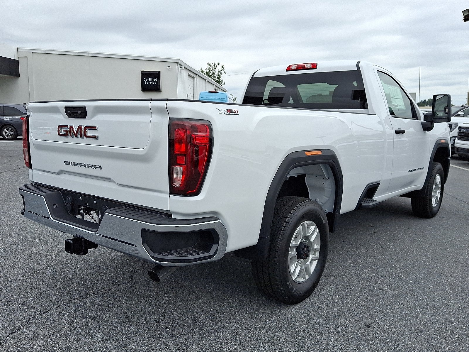 2025 GMC Sierra 2500 HD Pro