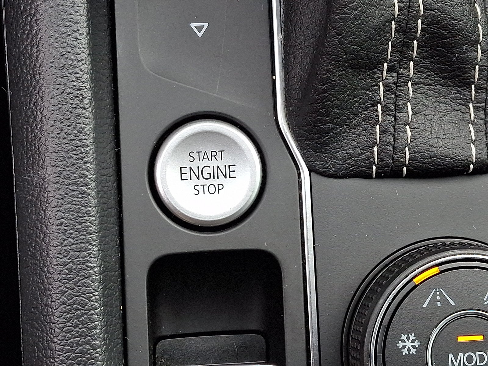 2022 Volkswagen Atlas 3.6L V6 SEL R-Line