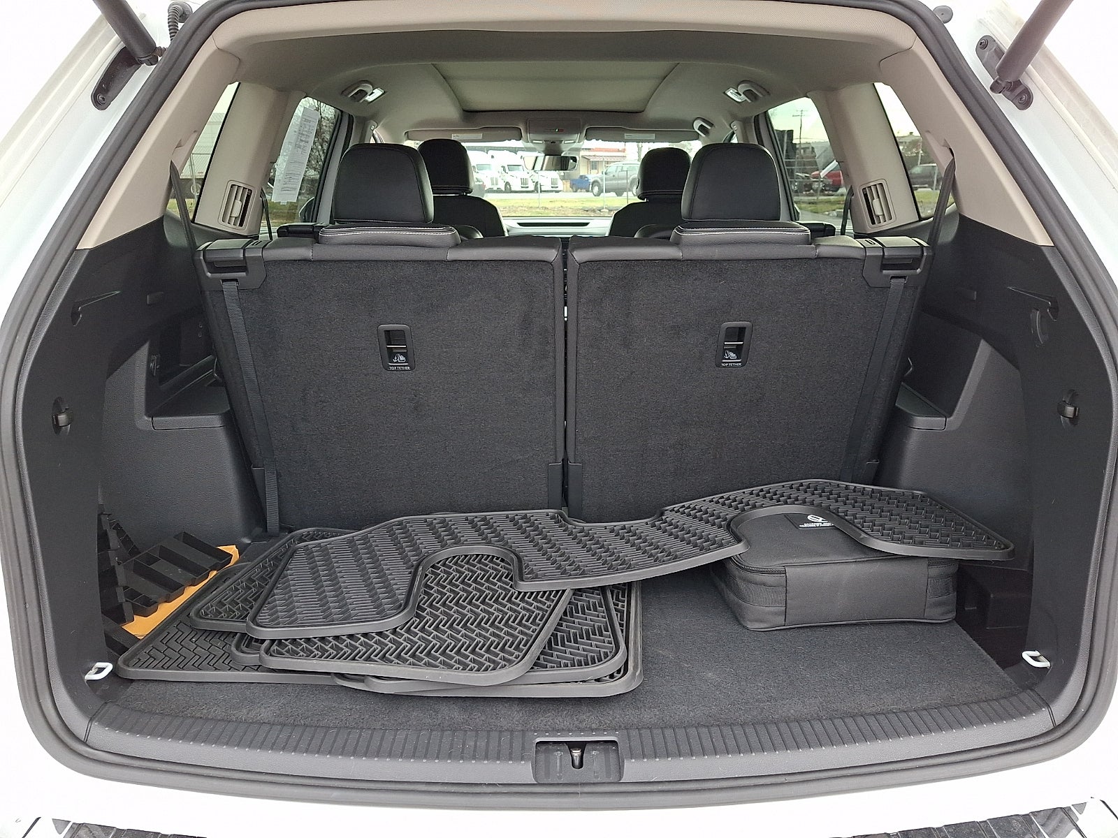 2022 Volkswagen Atlas 3.6L V6 SEL R-Line