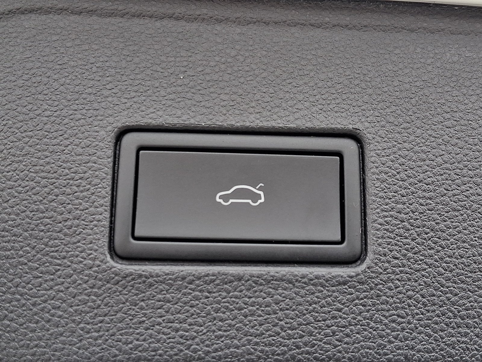 2022 Volkswagen Atlas 3.6L V6 SEL R-Line