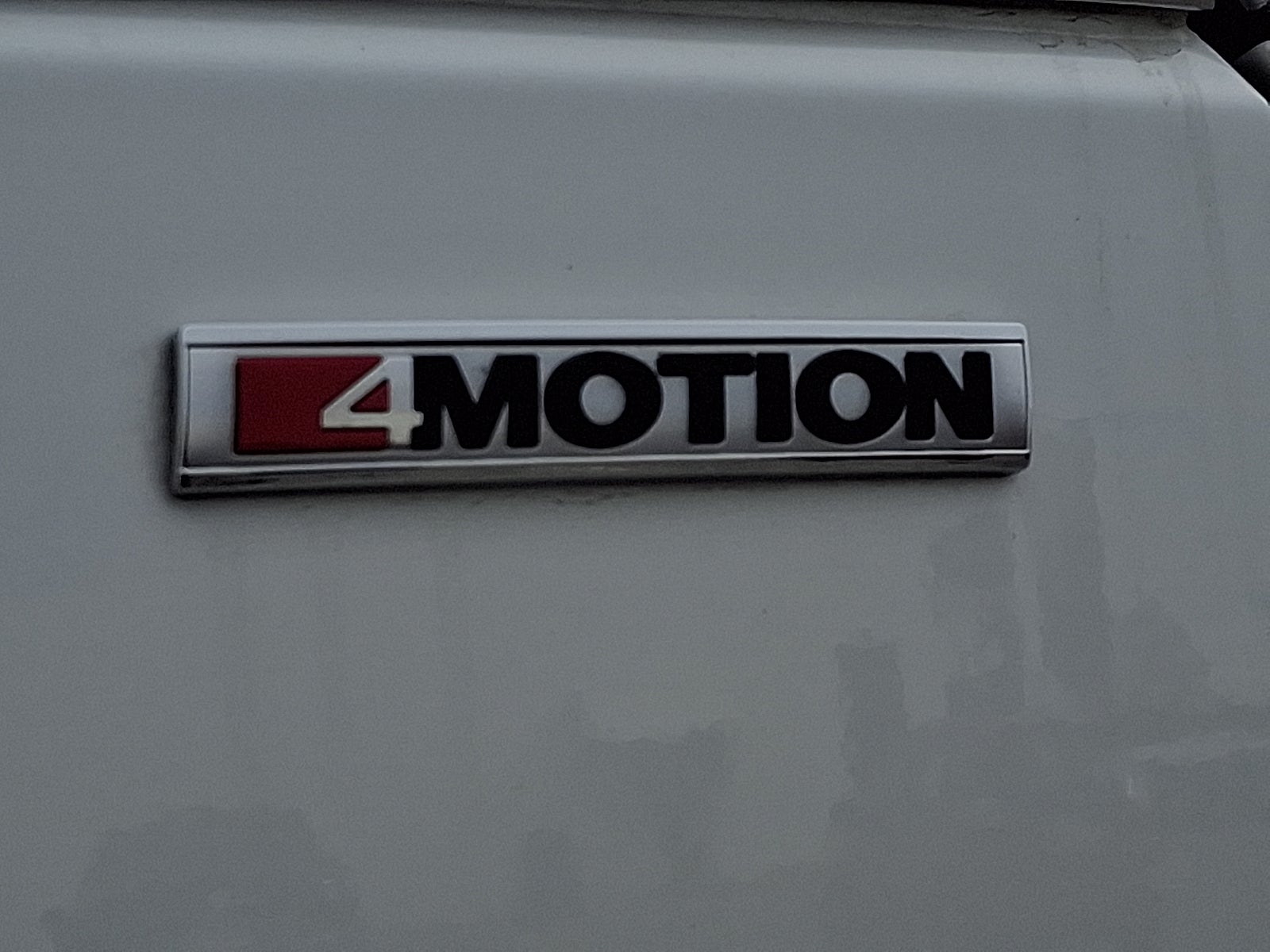 2022 Volkswagen Atlas 3.6L V6 SEL R-Line