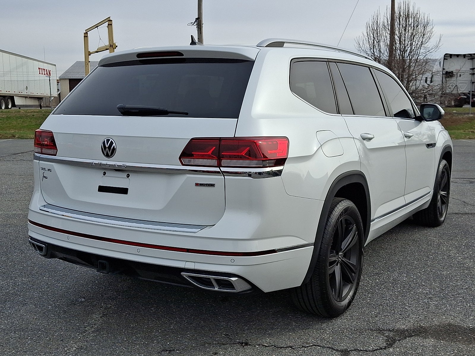 2022 Volkswagen Atlas 3.6L V6 SEL R-Line