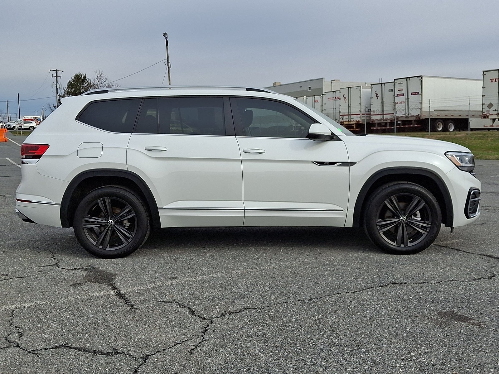2022 Volkswagen Atlas 3.6L V6 SEL R-Line