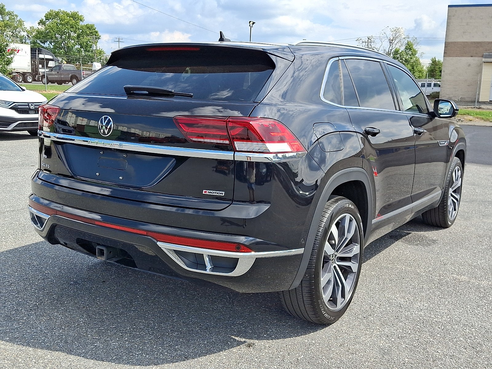 2021 Volkswagen Atlas Cross Sport 3.6L V6 SEL Premium R-Line