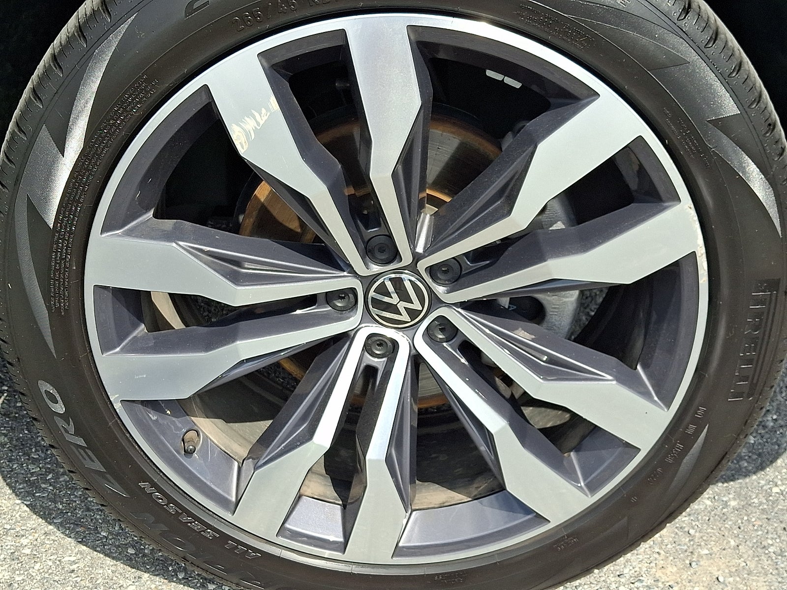 2021 Volkswagen Atlas Cross Sport 3.6L V6 SEL Premium R-Line