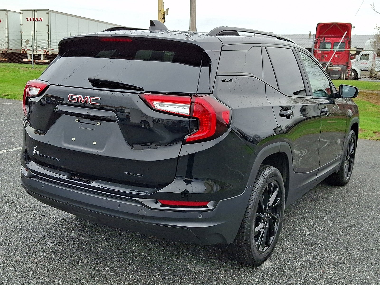 2023 GMC Terrain SLE