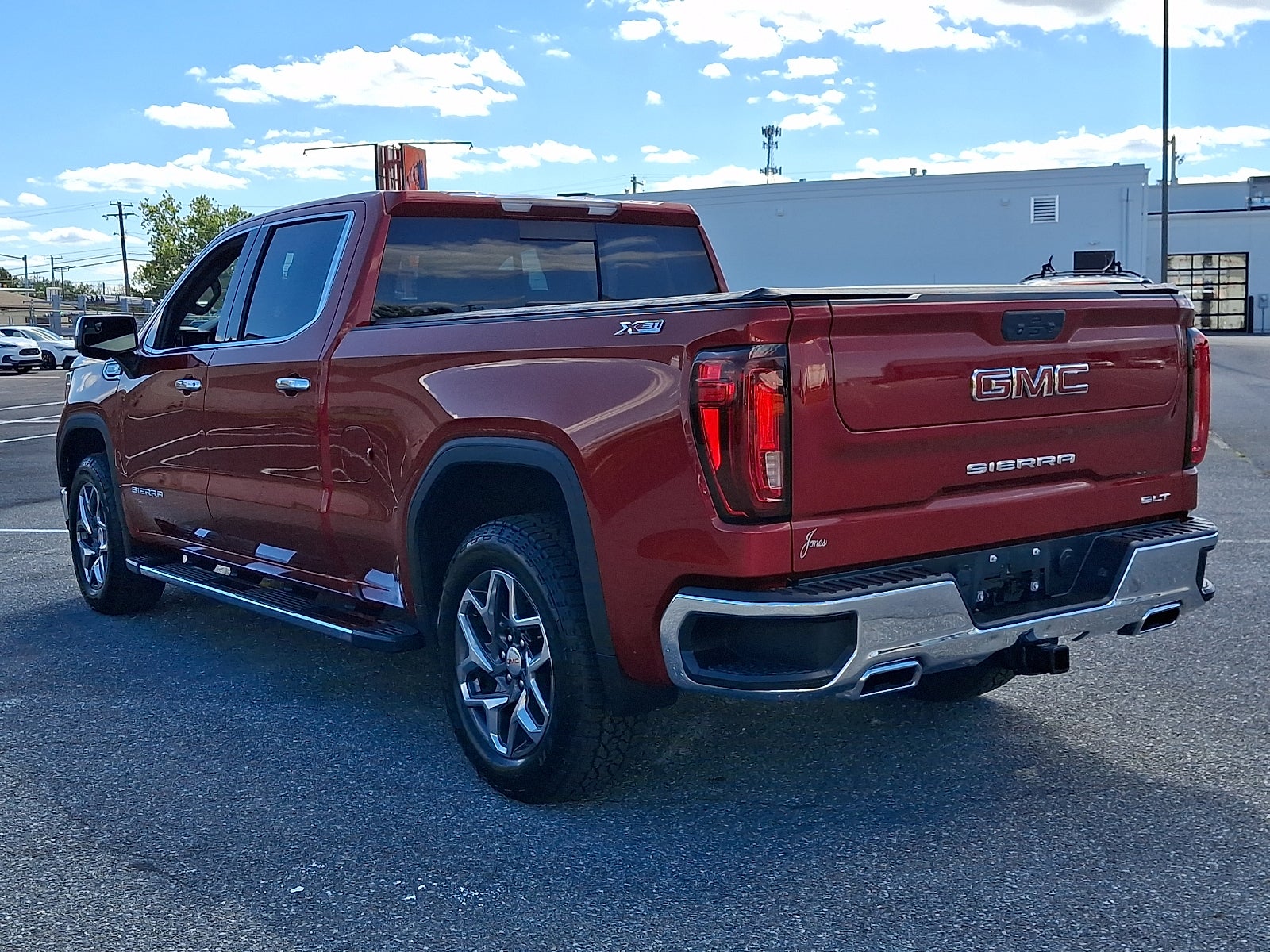 2023 GMC Sierra 1500 SLT