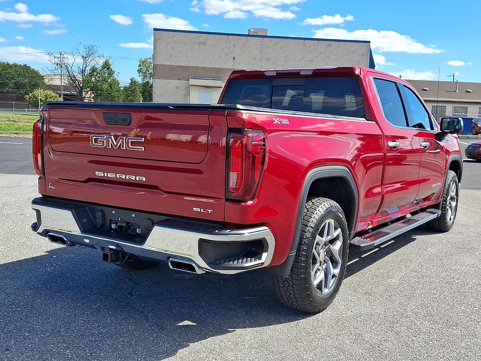 2023 GMC Sierra 1500 SLT