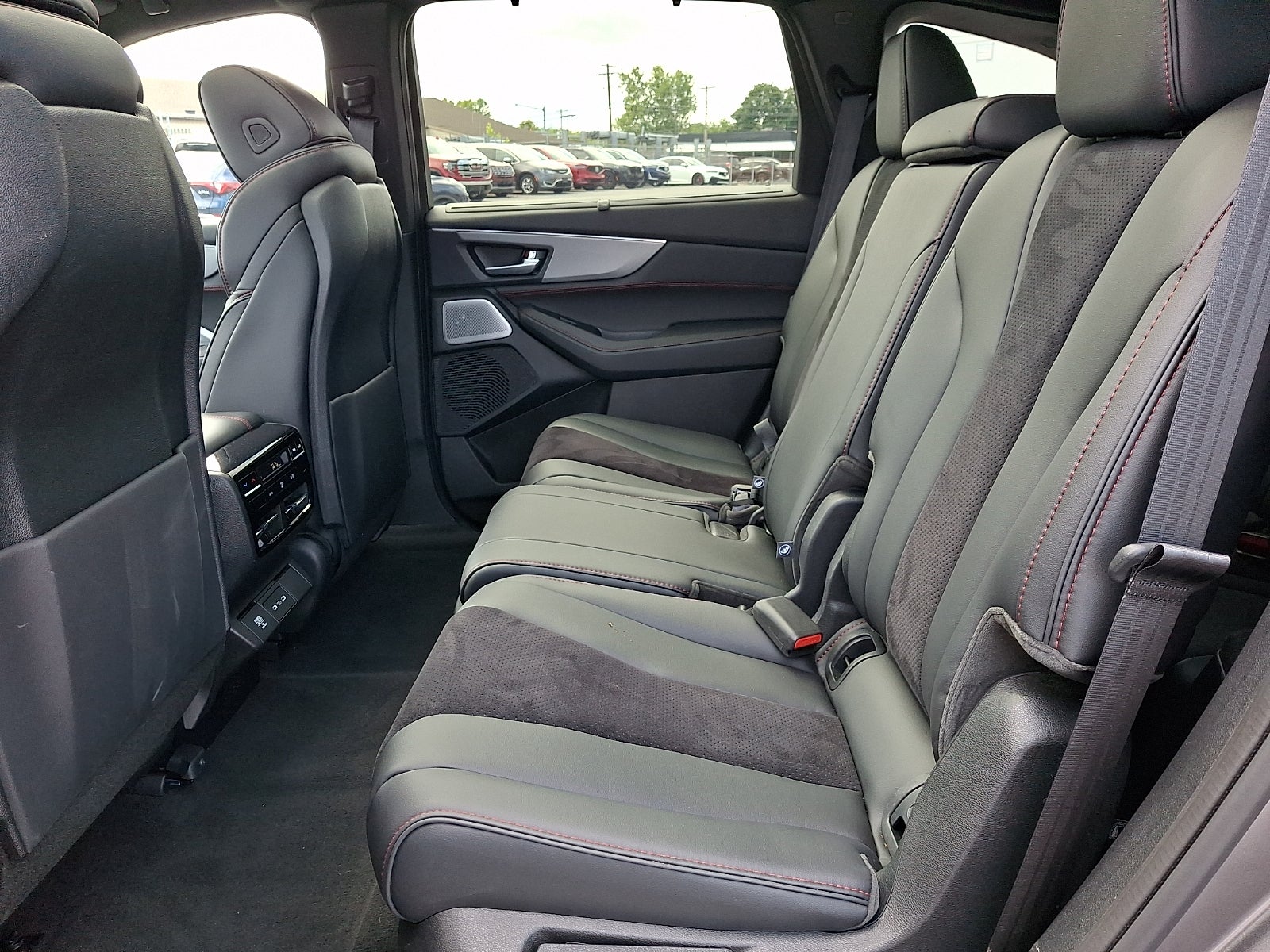 2025 Acura MDX w/A-Spec Package