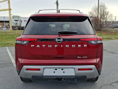 2022 Nissan Pathfinder SL