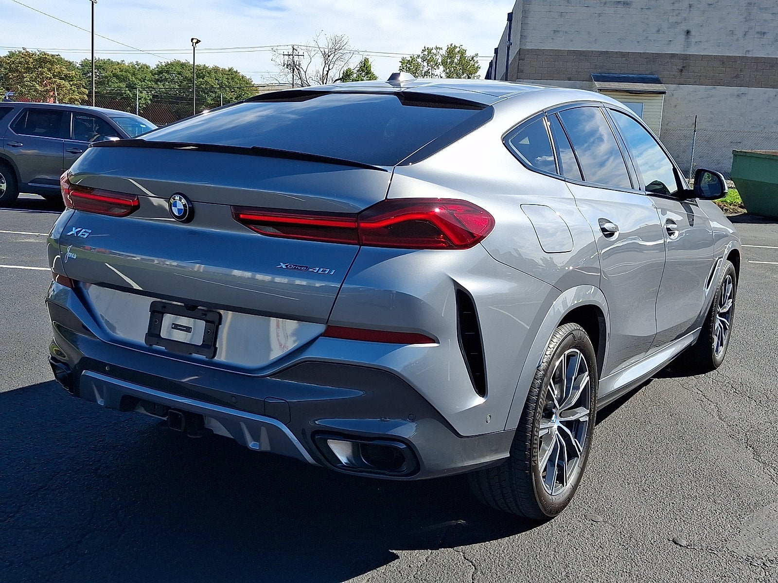 2025 BMW X6 xDrive40i