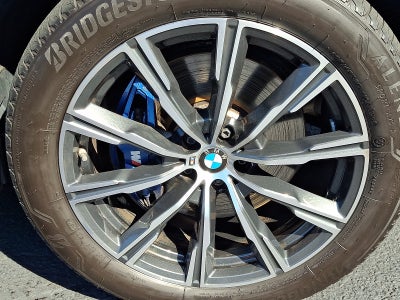 2025 BMW X6 xDrive40i
