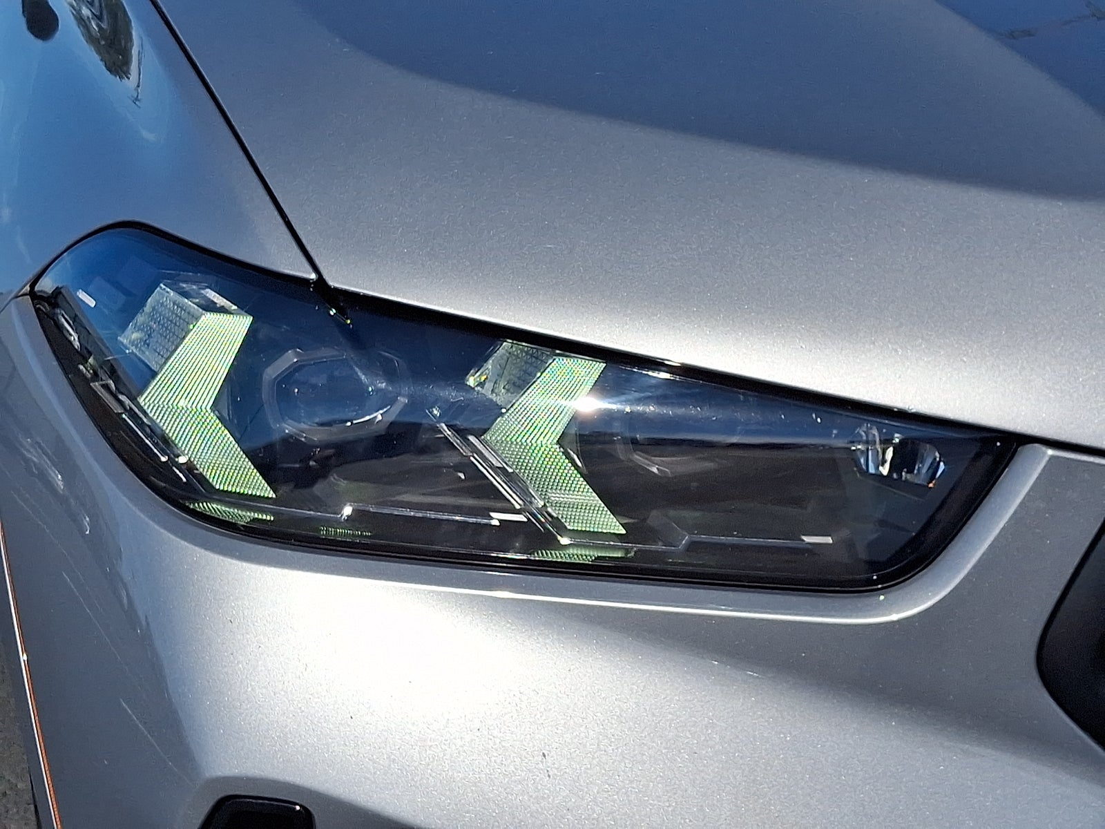 2025 BMW X6 xDrive40i