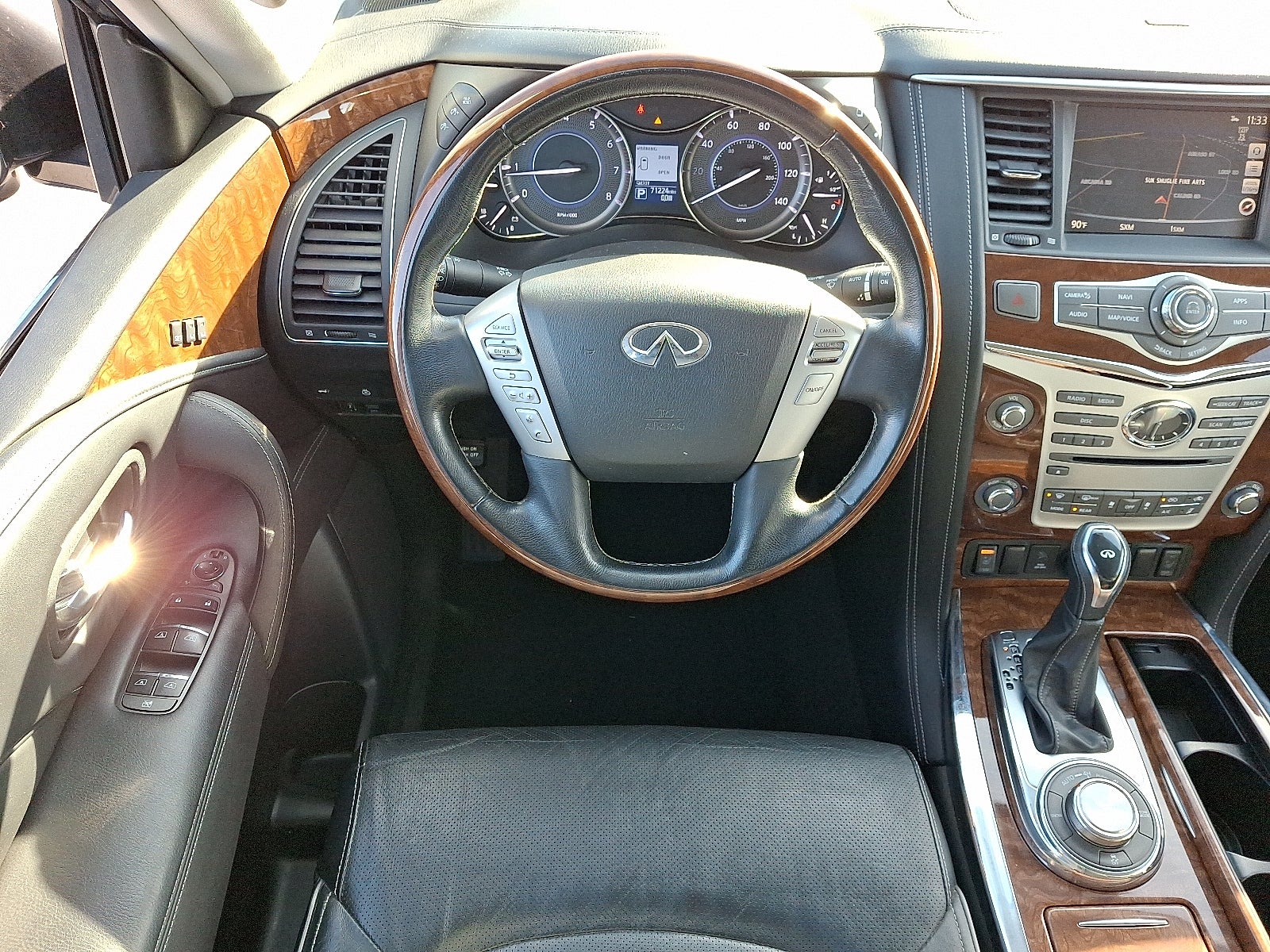 2019 INFINITI QX80 LUXE