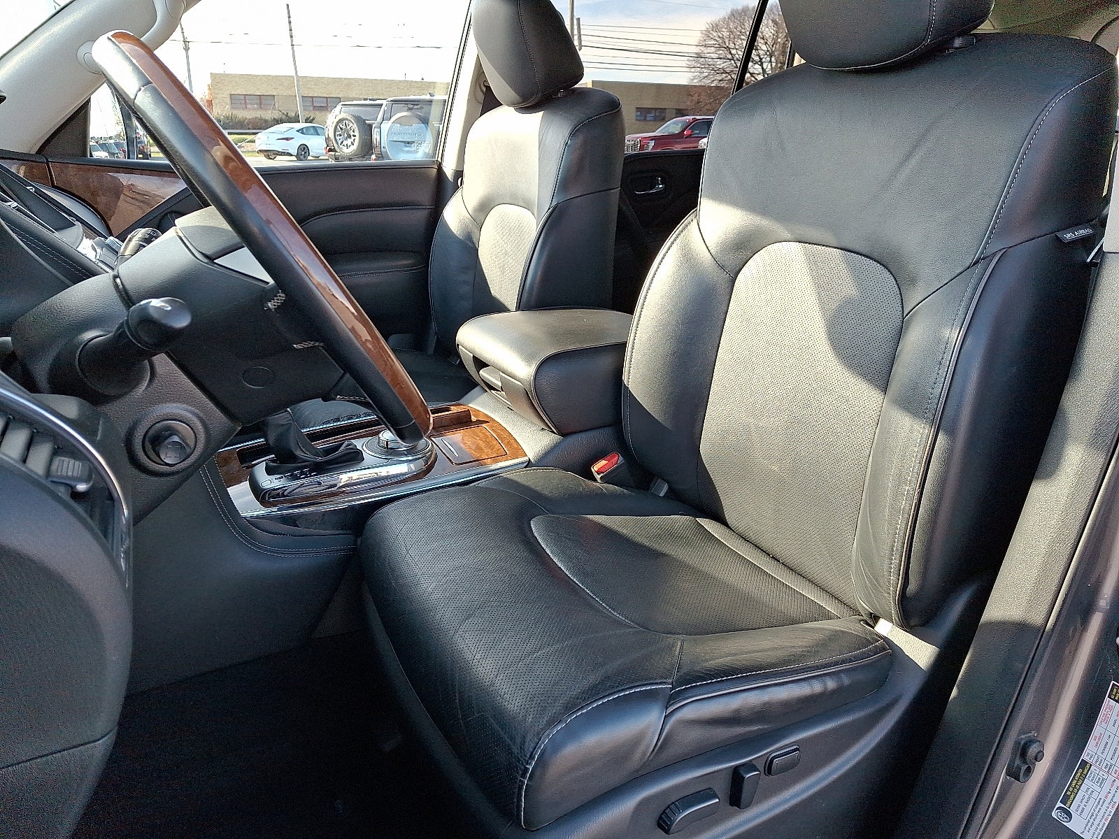 2019 INFINITI QX80 LUXE