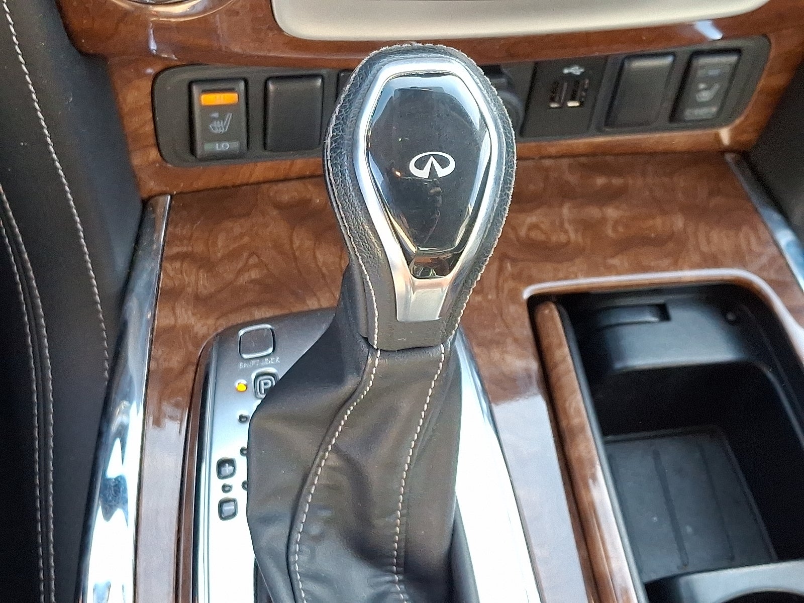 2019 INFINITI QX80 LUXE