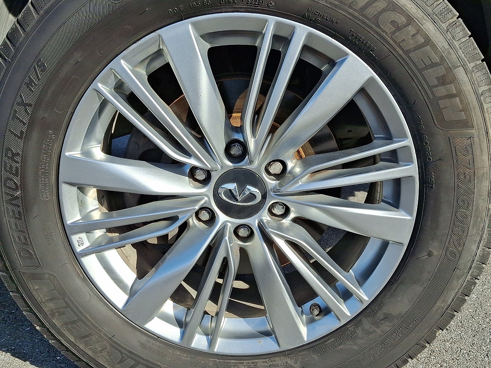 2019 INFINITI QX80 LUXE