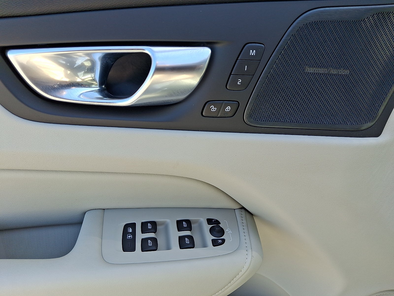 2025 Volvo XC60 Ultra