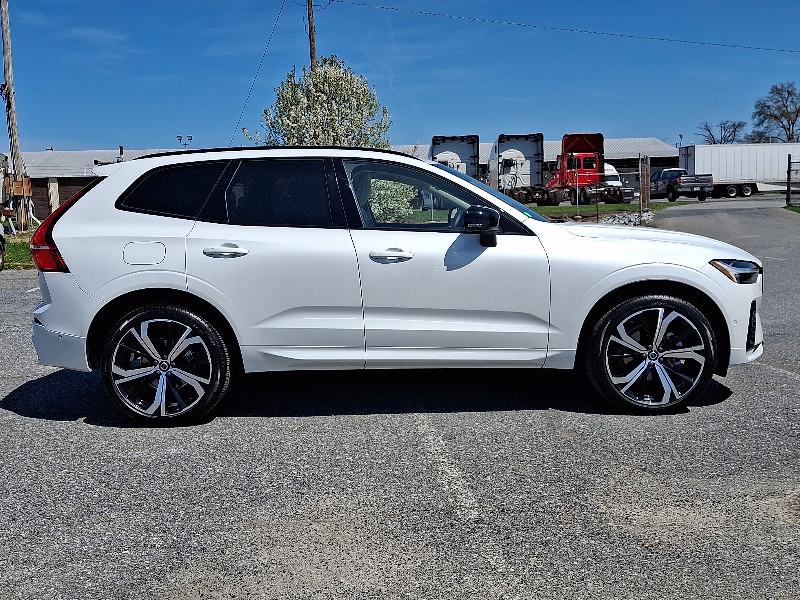2025 Volvo XC60 Ultra
